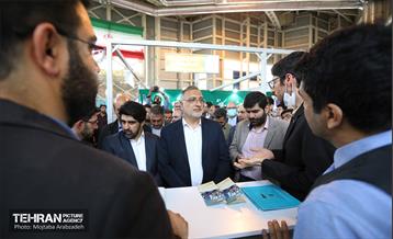 بازدید شهردار تهران از نمایشگاه شهرهای خواهرخوانده و توانمندی های مدیریت شهری تهران
