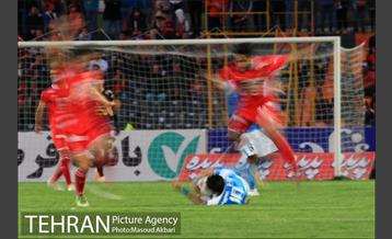 دیدار تیم های پرسپولیس و پیکان 36