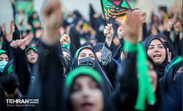 اجتماع امام حسنی ها در میدان آزادی 24