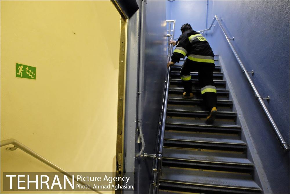 مسابقه پله نوردی آتش نشانان کشور 9