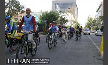 همایش دوچرخه سواری به مناسبت هفته روابط عمومی‎ 22