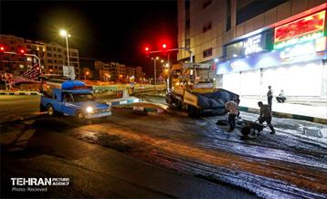 عملیات آسفالت ریزی در منطقه 5 7