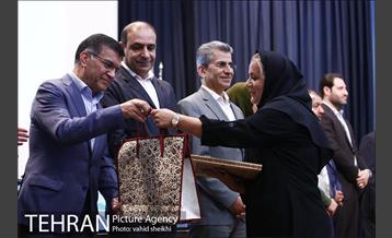 آیین رونمایی از نسخه جدید سامانه پژوهشیار 33