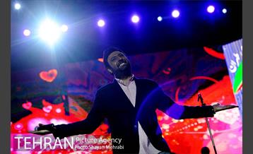 جشن ویژه شب یلدا در برج میلاد  17