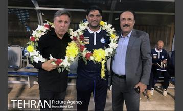 دیدار تیم های استقلال تهران و نفت مسجد سلیمان 1