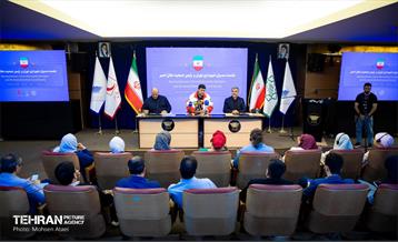 نشست مدیران شهرداری تهران با رئیس جمعیت هلال احمر 35