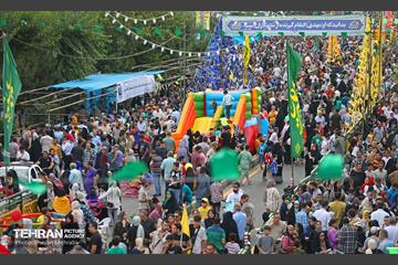 مهمانی ۱۰ کیلومتری عید غدیر در تهران 53