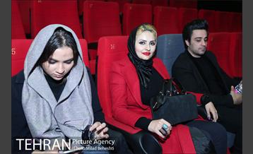 اکران مردمی فیلم هلن در پردیس کورش‎ 13