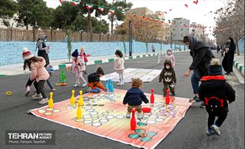 آئین افتتاح و بهره برداری از پروژه‌های شهری در منطقه 5