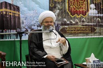 مراسم دعای عرفه در امامزاده زید(ع) بازار 1