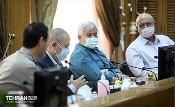 جلسه دکتر زاکانی با اعضای هیئت مدیره باغ موزه دفاع مقدس 25