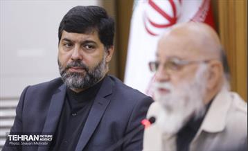 نشست صمیمانه رئیس شورای اسلامی شهر تهران با اصحاب رسانه 12