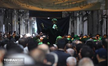 عزاداری ظهر تاسوعای حسینی در بازار بزرگ تهران 14