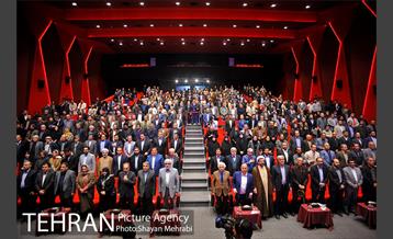 نشست دکتر نجفی شهردار محترم تهران با اهالی فرهنگ، هنر و رسانه