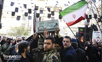 تشییع پیکر شهید گمنام در مسجد حجت(عج) 1