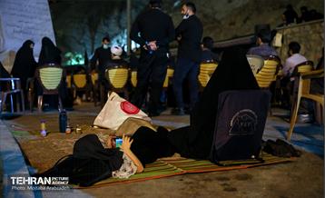 مراسم رونمایی مستند "دستمال سرخ‌ها" 11