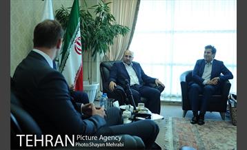 دیدار میهمانان خارجی حاضر در اجلاس جهانی شوراها و شهرداران با رییس مرکز ارتباطات و امور بین الملل شهرداری تهران 2