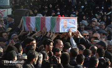 تشییع پیکر شهدای مدافع حرم در شهرک شهید محلاتی 13