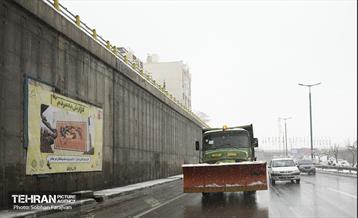 ترافیک روان در روز برفی تهران 1