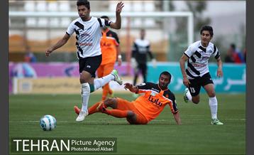 دیدار صبای قم و سایپا در لیگ برتر فوتبال 14