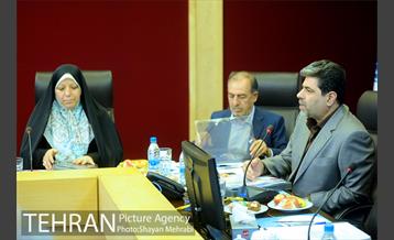 دومین جلسه هم اندیشی نخبگان شهر تهران با شهردار تهران 5