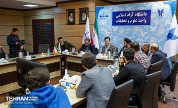 نشست صمیمی دانشجو و شهر در منطقه 5 13