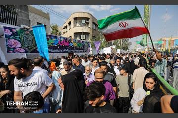 مهمانی ۱۰ کیلومتری عید غدیر در تهران - 1 46
