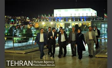 رونمایى از تندیس مرحوم حضرت آیت الله هاشمى رفسنجانى 7