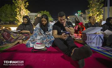 مراسم احیا شب بیست و یکم ماه مبارک رمضان در امام زاده صالح(ع) 30