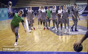 تمرین تیم ملی هندبال زنان ایران 10