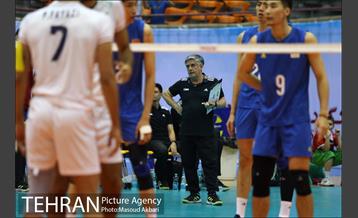 دیدار تیم های ملی والیبال ایران و چین 3