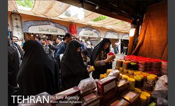 جشنواره نوروز در بازارچه ی خیابان باب همایون 12