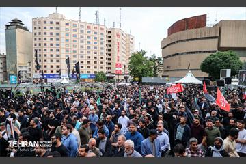 اجتماع مردم تهران در سوگ رئیس جمهور - 2 11