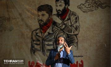 مراسم رونمایی مستند "دستمال سرخ‌ها" 15