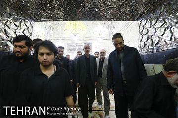 حضور شهردار در بین عزاداران امام حسین(ع)در حرم حضرت عبدالعظیم حسنی 8