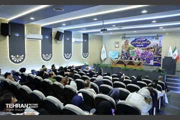 رونمایی و معرفی از نقشه‌های گردشگری مترو 27