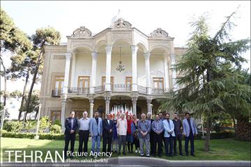 تهران گردی احمد مسجد جامعی به مناسبت روز مشروطه 9