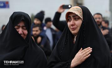 مراسم تشییع شهیده فائزه رحیمی 32