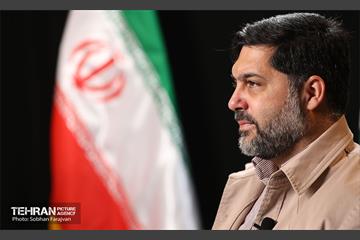 بازدید اعضا شورای شهر از مرکز ارتباطات شهرداری تهران 11