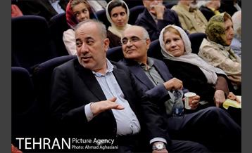 بزرگداشت هوشنگ مرادی کرمانی در تولد ماه 10