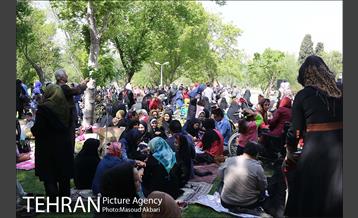 مراسم عیدانه معلولان در پارک بعثت 39