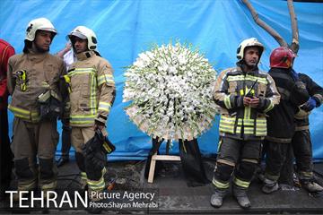 سومین روز عملیات امداد ونجات حادثه پلاسکو -5 7