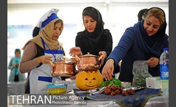 سومین جشنواره غذا و سفره های رنگین بازنشستگان شهرداری تهران 12