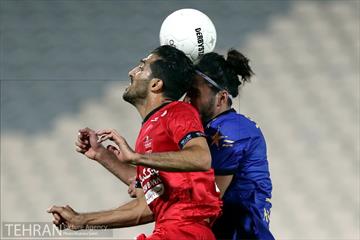 دیدار تیم های فوتبال پرسپولیس و استقلال تهران 24