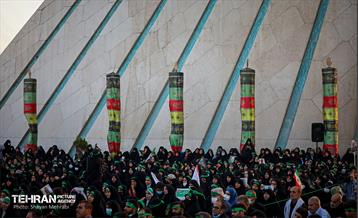 اجتماع امام حسنی ها در میدان آزادی 9