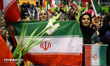 مراسم تجلیل از کشتی‌گیران قهرمان (جشنی برای ایران)  35