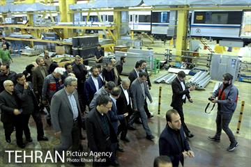 بازدید دکتر نجفی از واگن سازی پارس 2