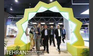 بازدید وزیر راه و شهرسازی از باغ کتاب 18