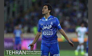 دیدار استقلال و ذوب آهن در لیگ برتر فوتبال 13