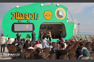 برج میلاد در ایام نوروز 47